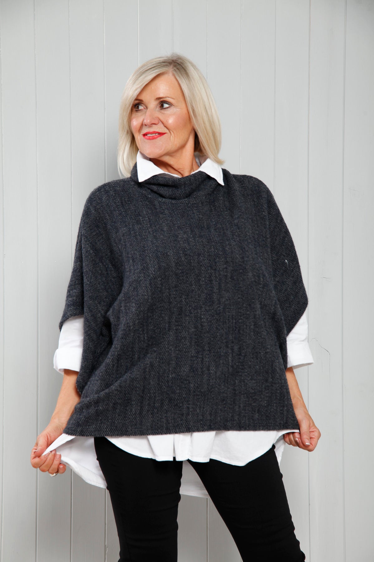 Goose Island Cowl Knit Poncho Top One Size Assorted Colours