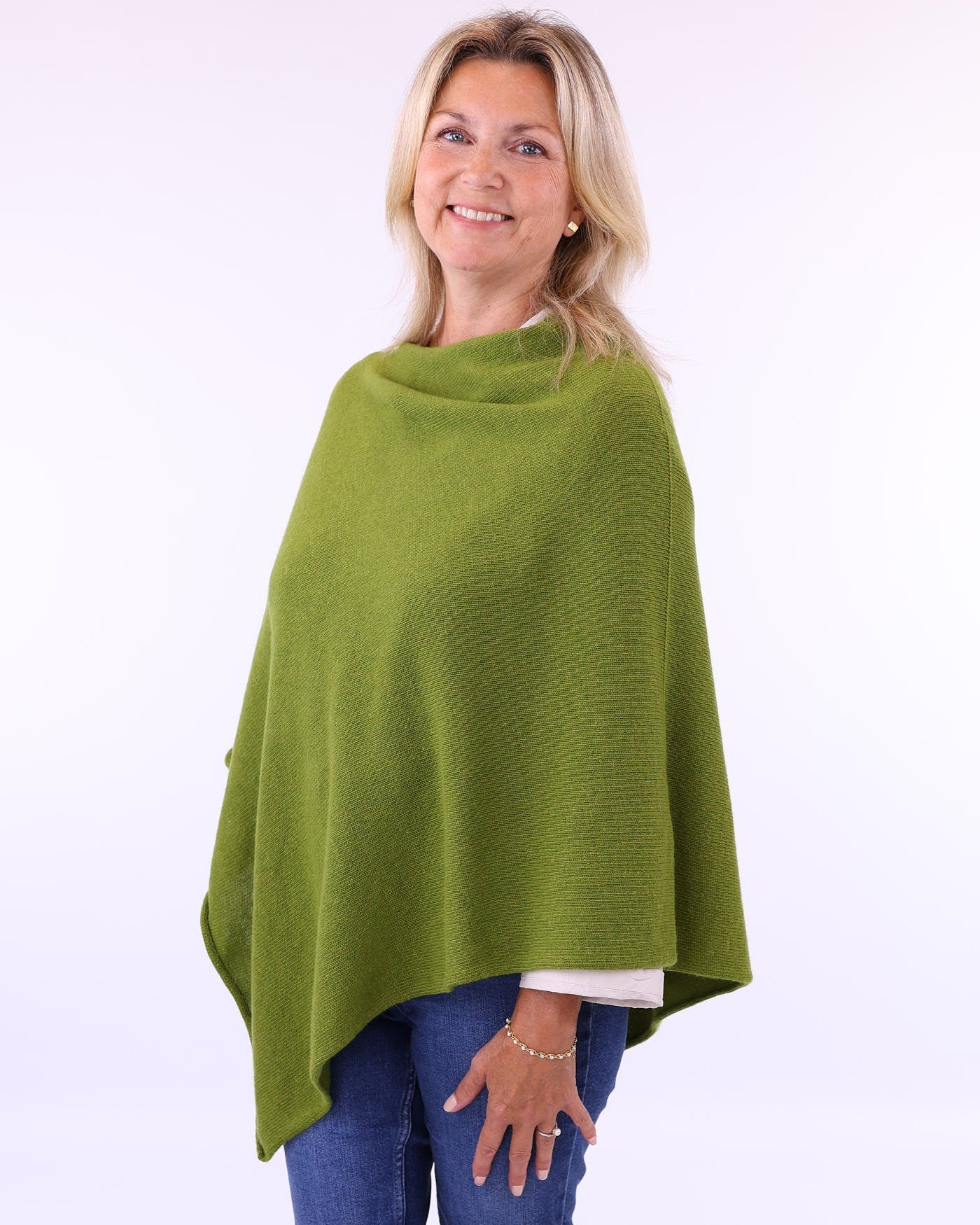 Cashmere Wool Blend Ponchos by Cadenza Italy New 2025 Collection for Women