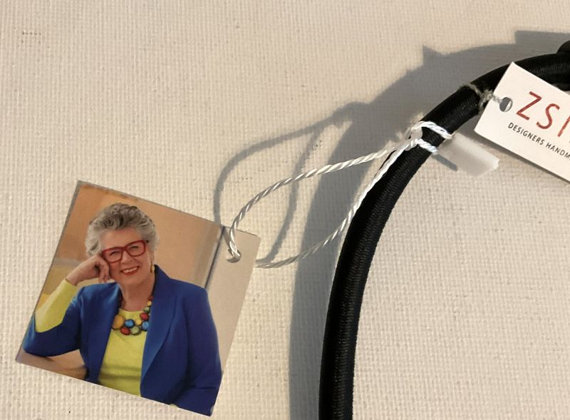 Zsiska by Prue Sirocco Black Cord Choker Magnetic Closure Resin Necklace