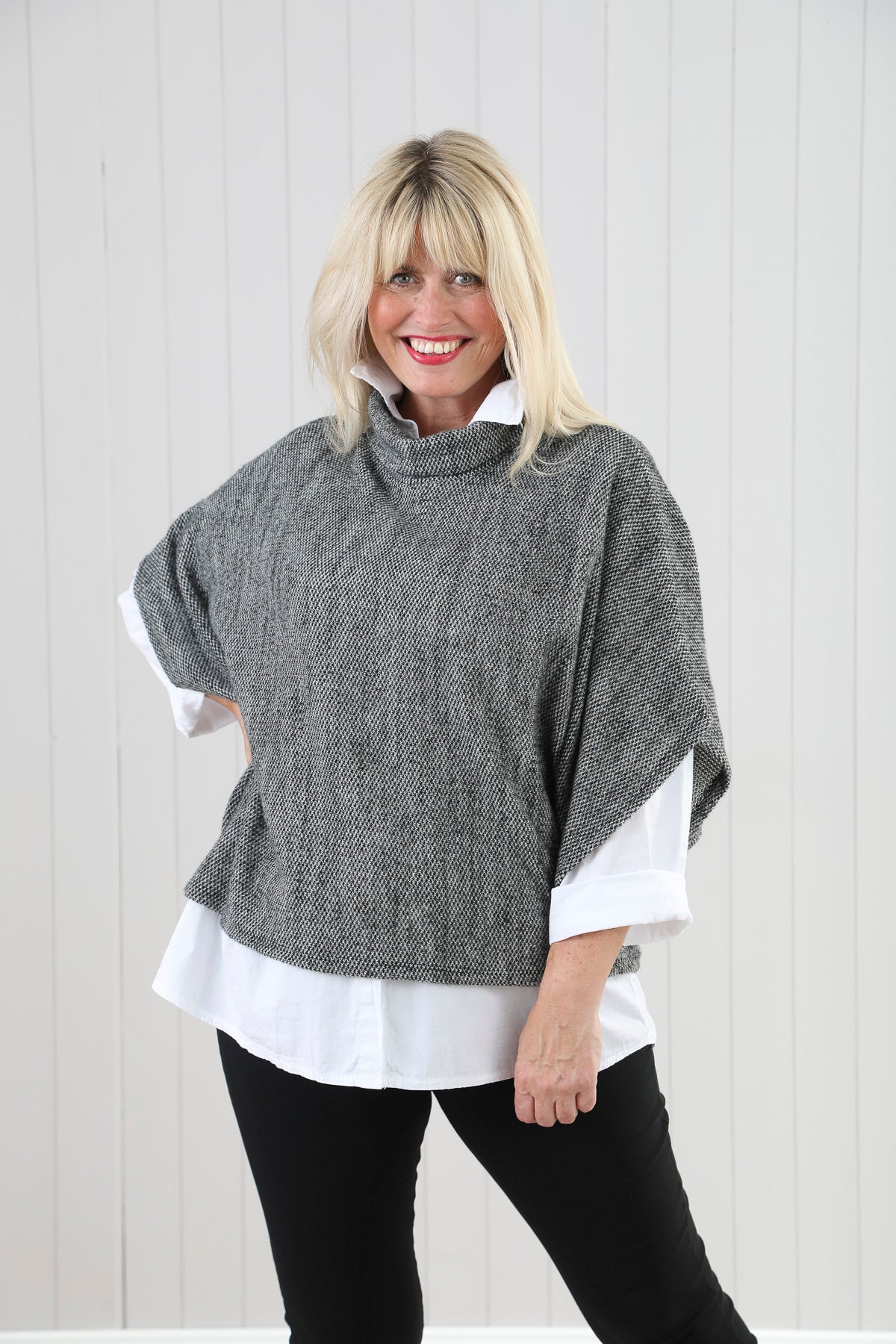 Goose Island Cowl Poncho Top One Size Assorted Colours