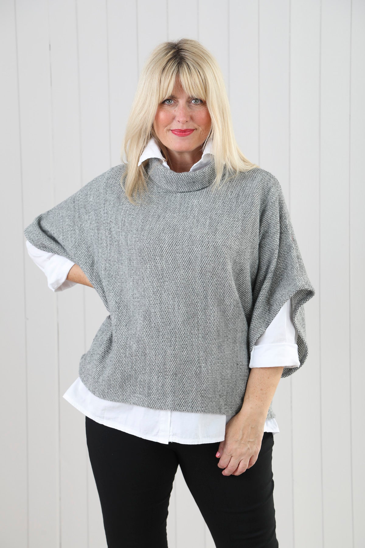 Goose Island Cowl Poncho Top One Size Assorted Colours