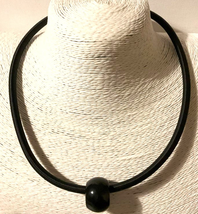 Zsiska Bliss Stunning Striped Black and White Beads Necklace Wear it 7 Ways