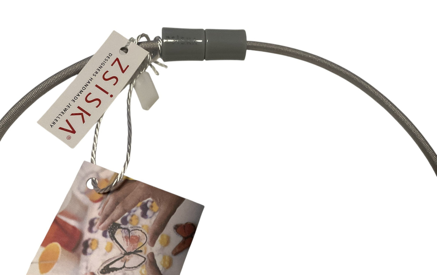 Zsiska New ‘HANA’ Collection 2026 Motif Flower Resin Necklace with Magnetic Closure