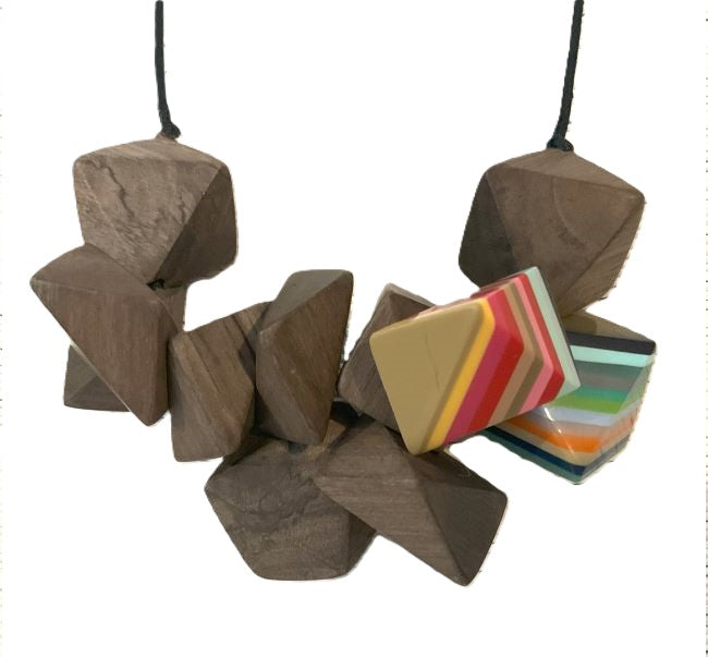 Noa Ecco Geometric Wood and Resin Prismas Necklace Adjustable Cord