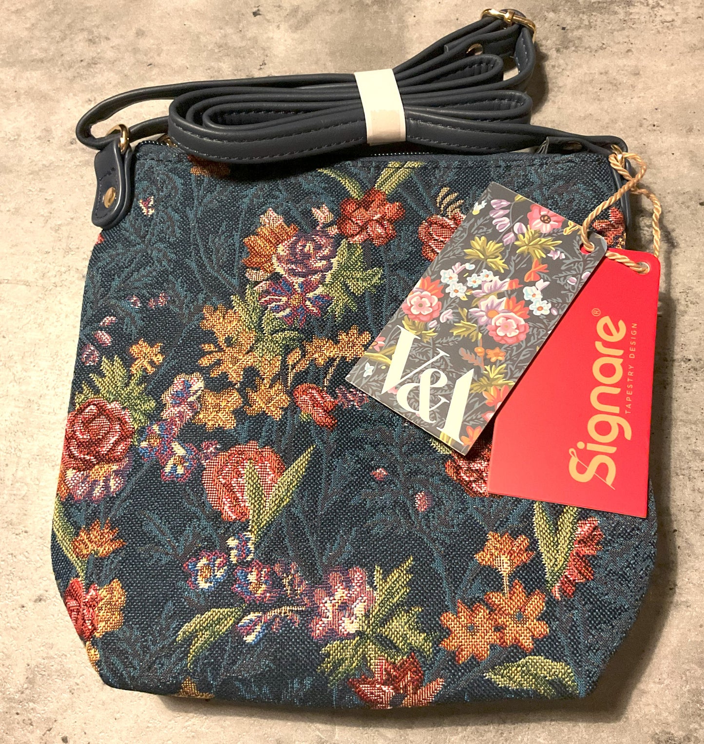 Signare Tapestry V&A William Kilburn Print Flower Meadow Tapestry Blue Floral Sling Crossbody Shoulder Bag